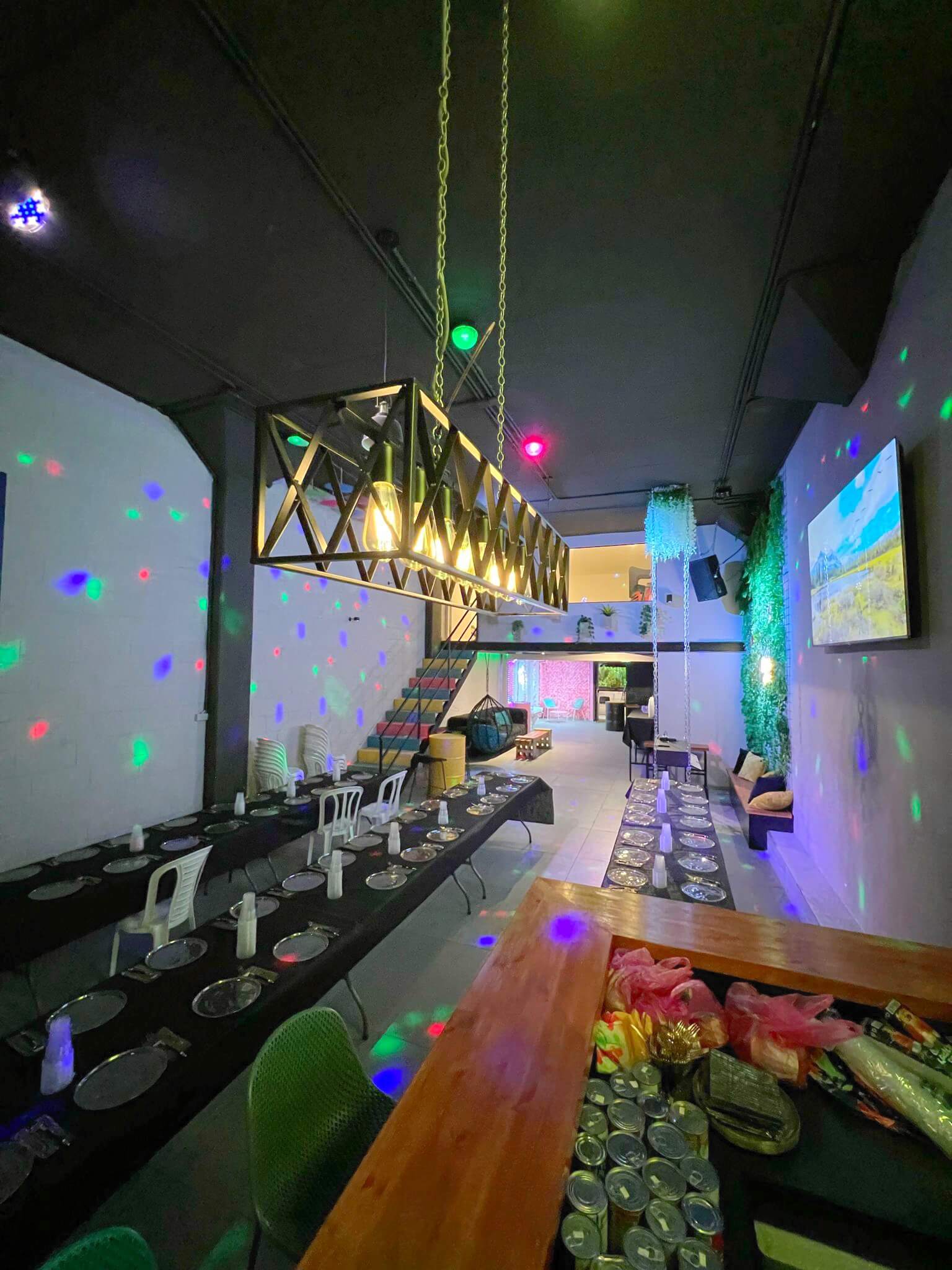 שולחנות - לופט בירושלים